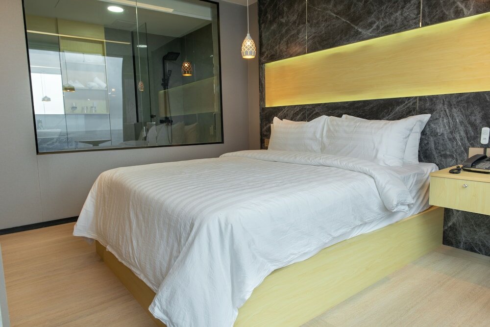 Фото Clarks Exotica Kamadhoo Maldives