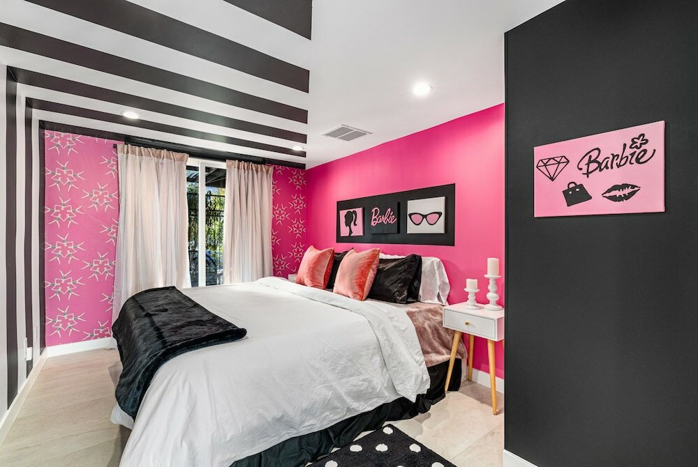 Фото Side by Side Lux Homes