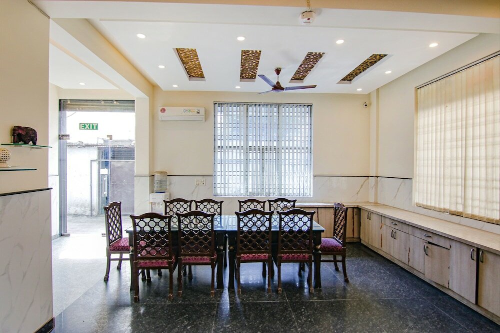 Фото Fabhotel Airport Avalon