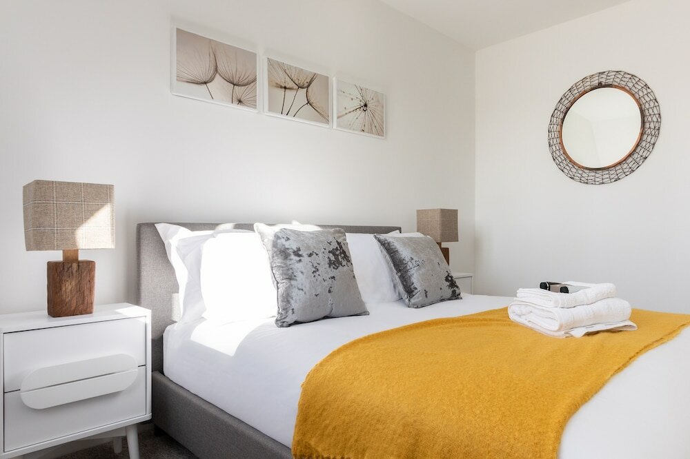 Фото Castle Reach Apartment by Creative Stays