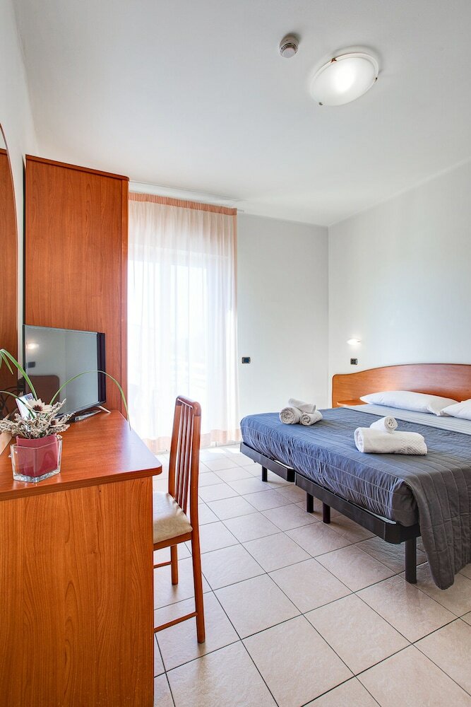 Фото Hotel Villa Maria