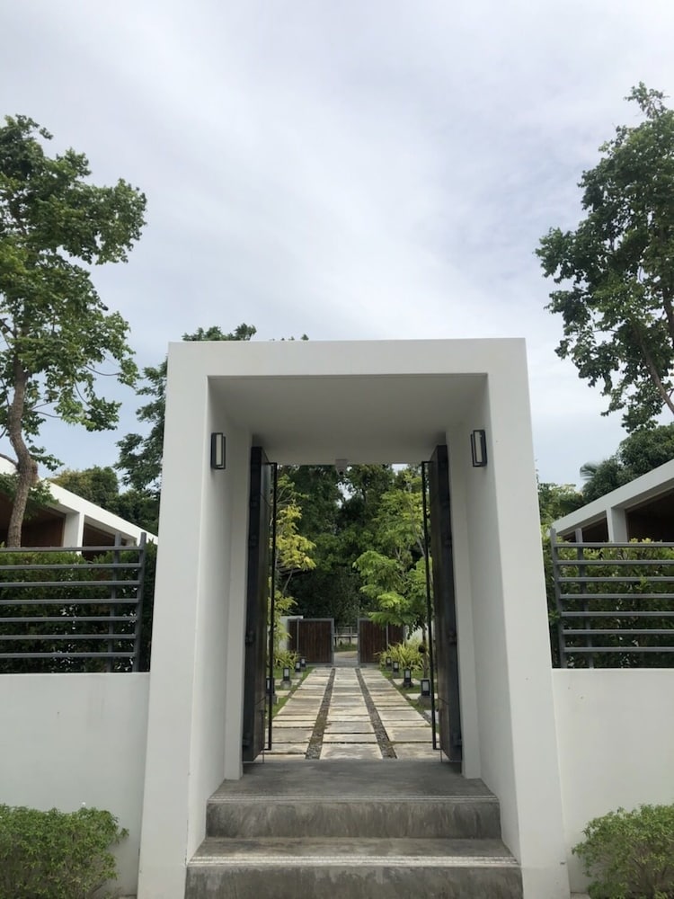 Фото Baan Fah Resort