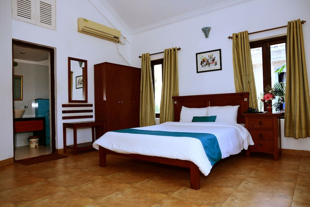 Фото White Square Nirvana, Parra