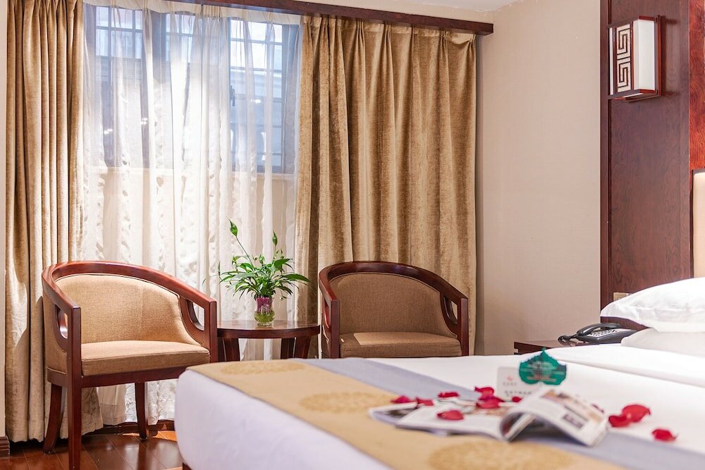 Фото Zongrui Hotel