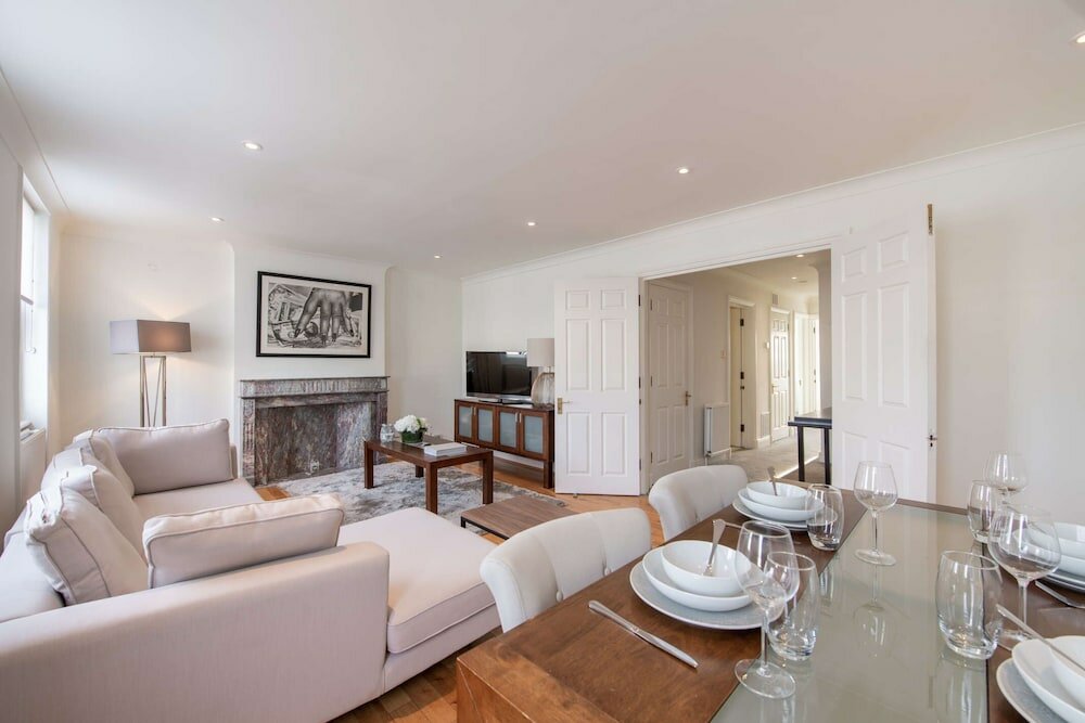 Фото Somerset Court Apartments