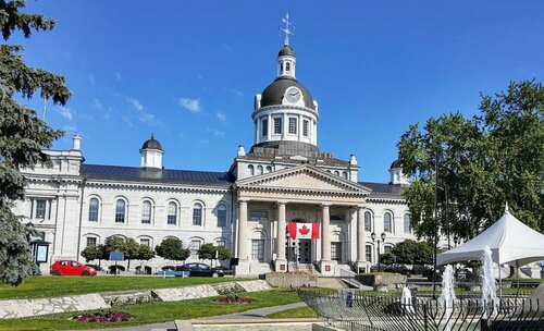 Внешний вид отеля Hochelaga Inn в Кингстоне, фото 3