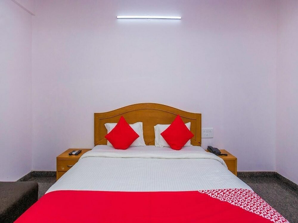 Фото Hotel G Grand by Urban Stay