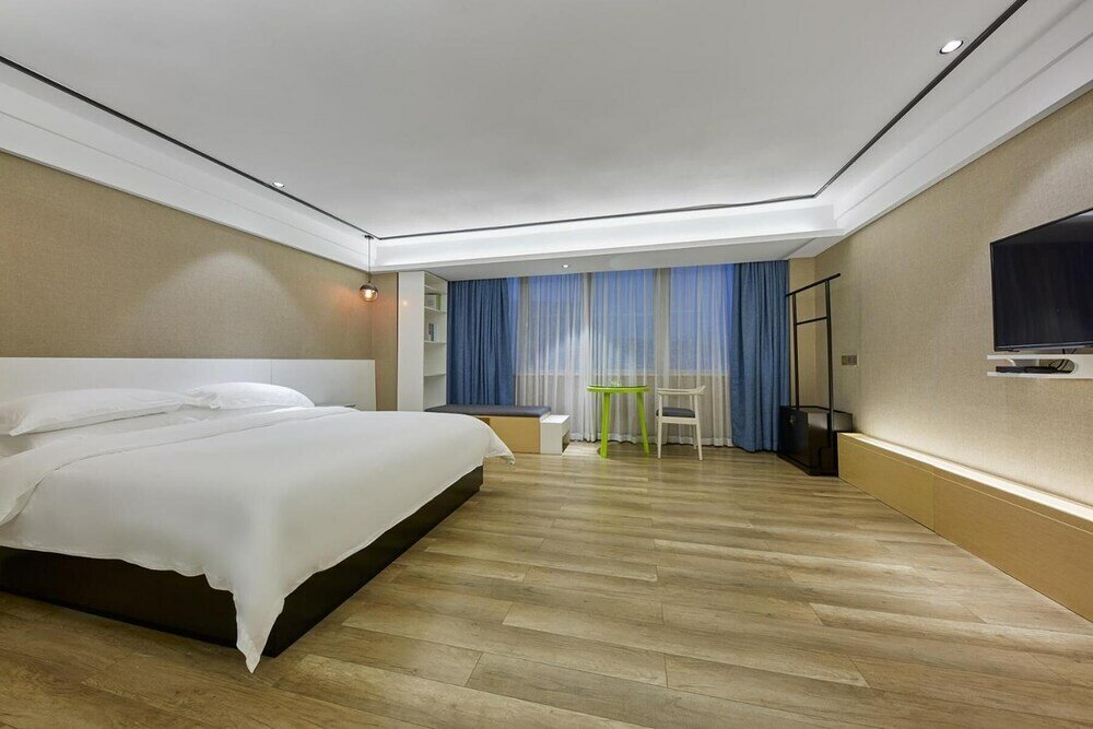 Фото Kaiserdom Hotel