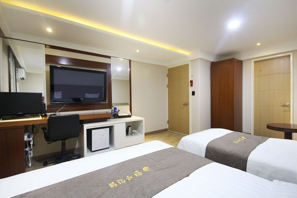 Фото Yeosu One Self Check-in Motel