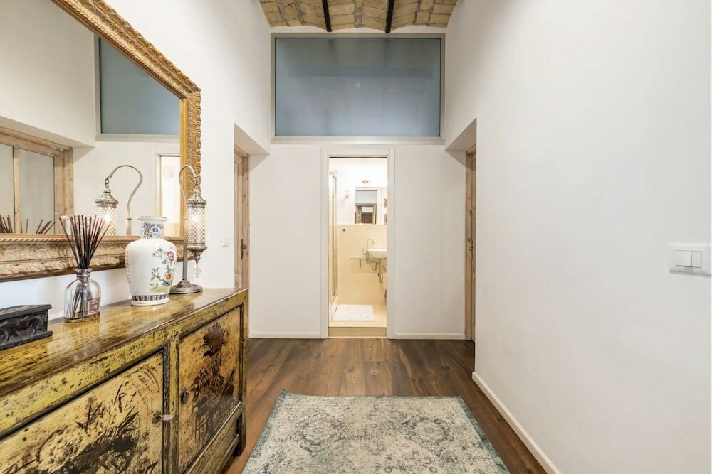 Фото Esquiline Suites