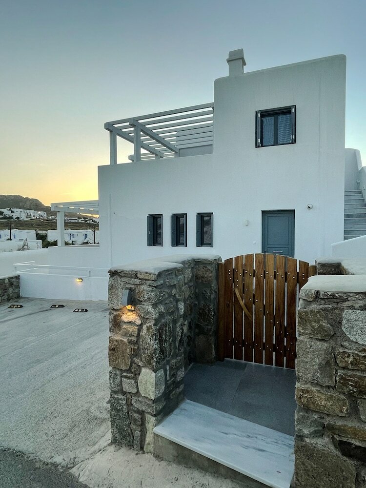 Фото Mykonos Dot Apartments