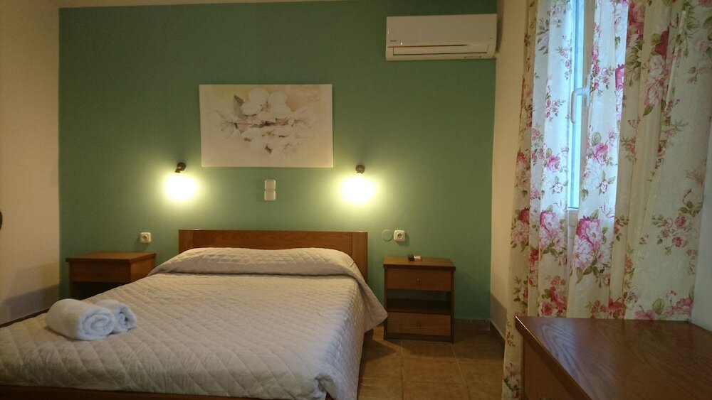 Фото Doras Zante Studios & Apartments