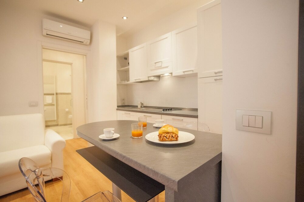 Фото Arena by side