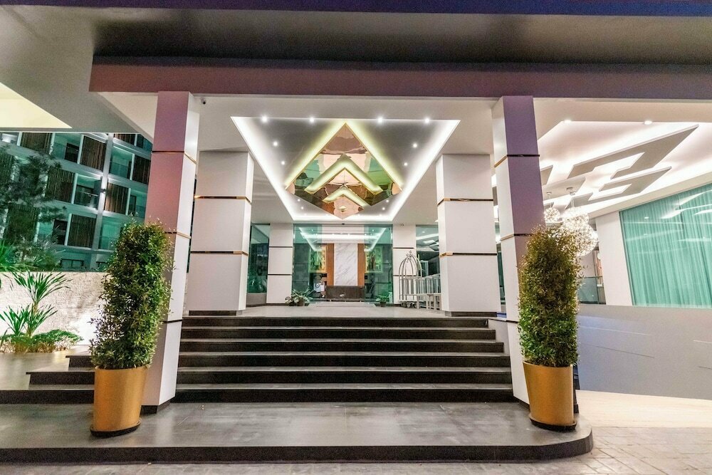 Hotel The Proud Hotel Pattaya, Pattaya, photo