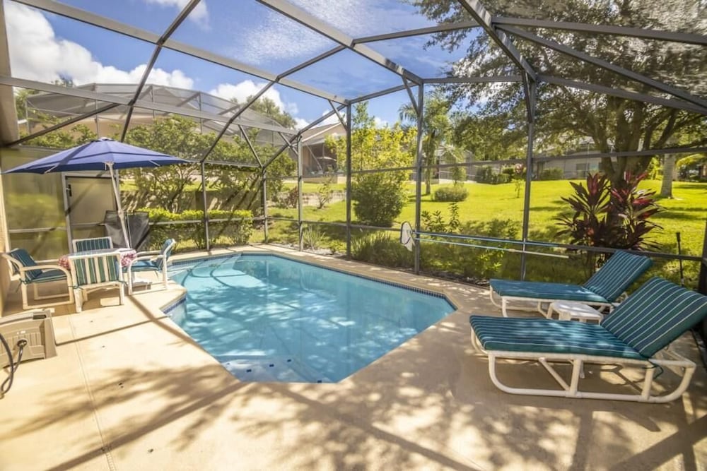 Фото Sandy's Southern Dunes Vacation Home