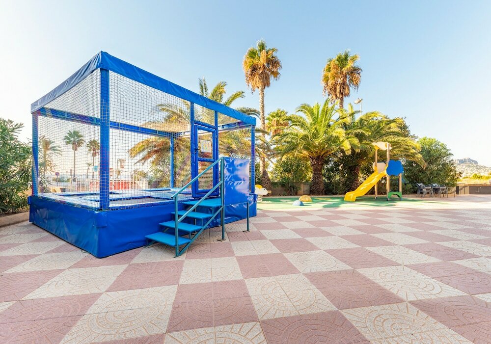 Фото Port Europa Hotel