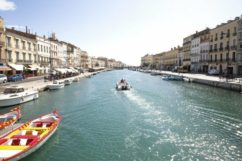 Гостиница Hôtel Port Marine - Sète в Сете