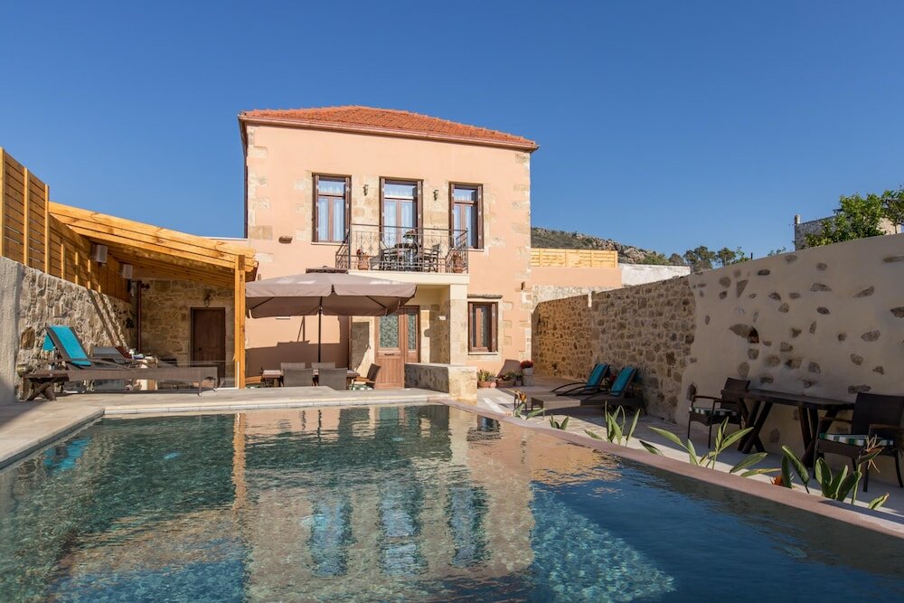 Фото Villa Theta with private pool