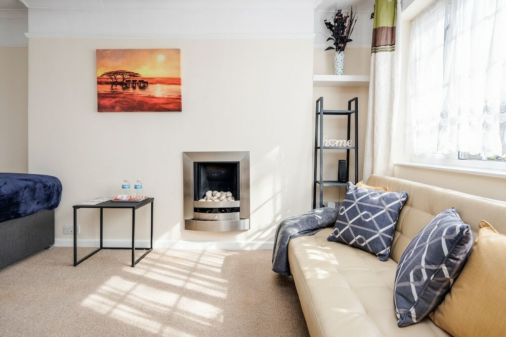 Фото Mpl Apartments - Woodside House by Harry Potter Studios