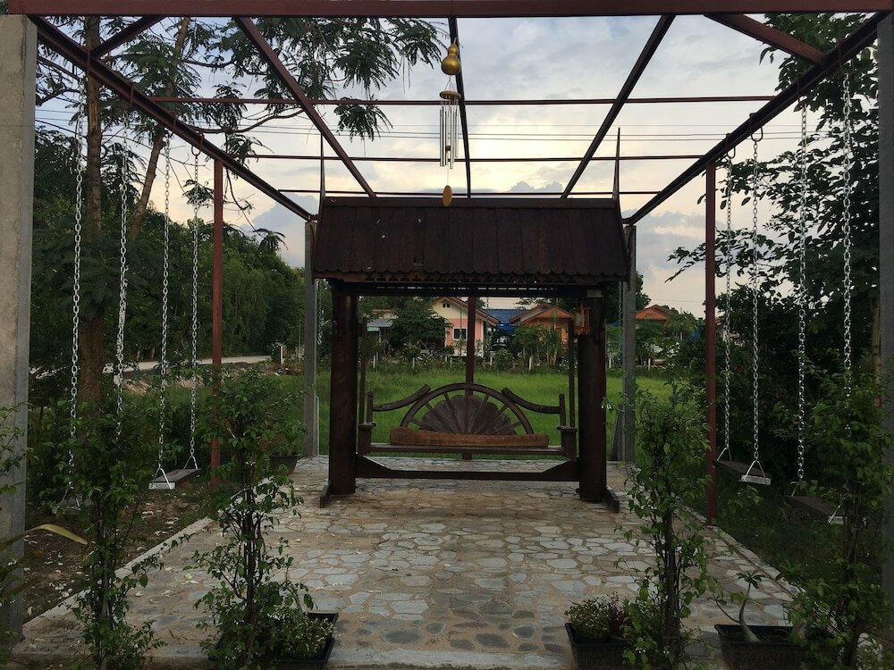 Фото Songphu Homestay