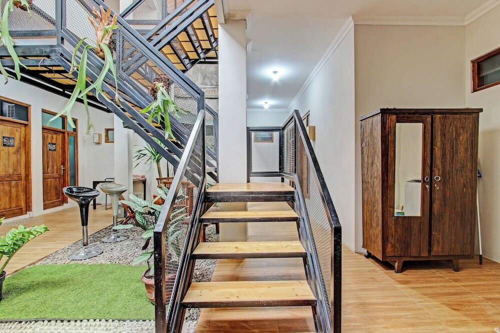 Фото Oyo 92757 Ndalem Pusponyidro Syariah