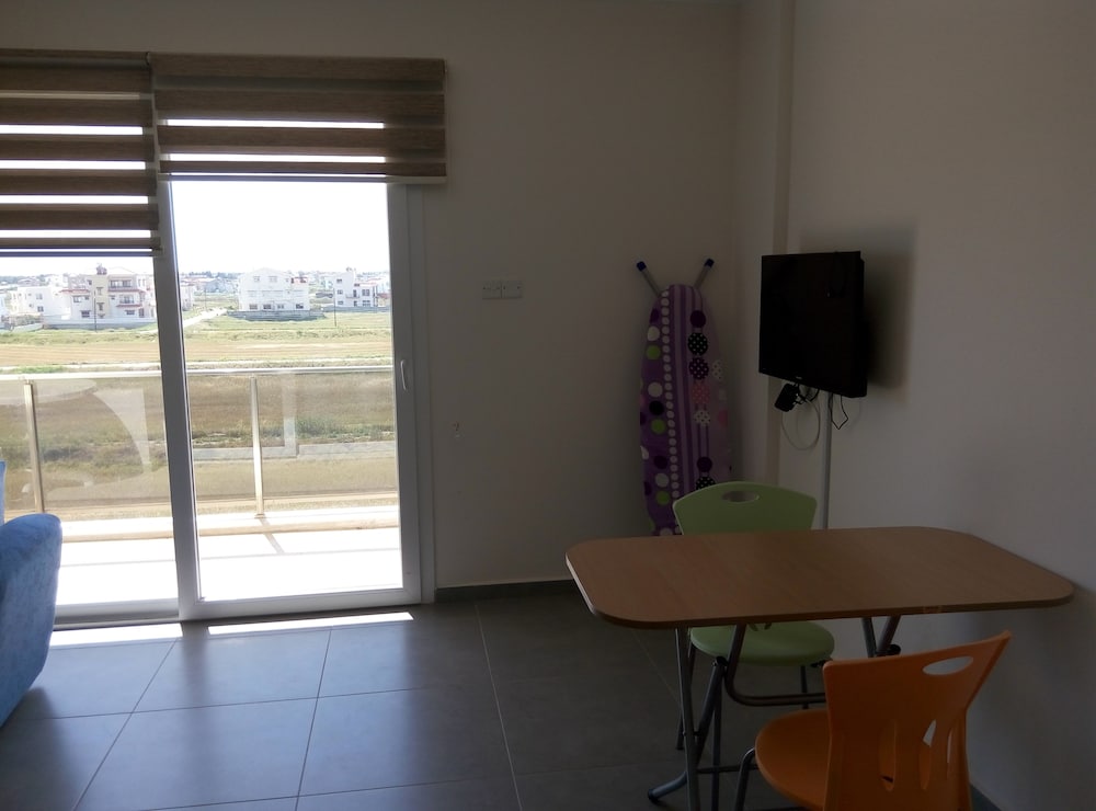 Фото Studio Apartment at Longbeach