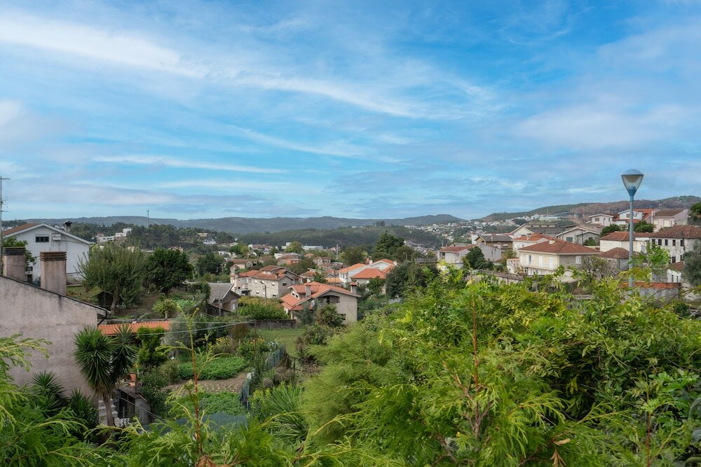 Фото Casa da Petisqueira 61 - Paredes-Oporto