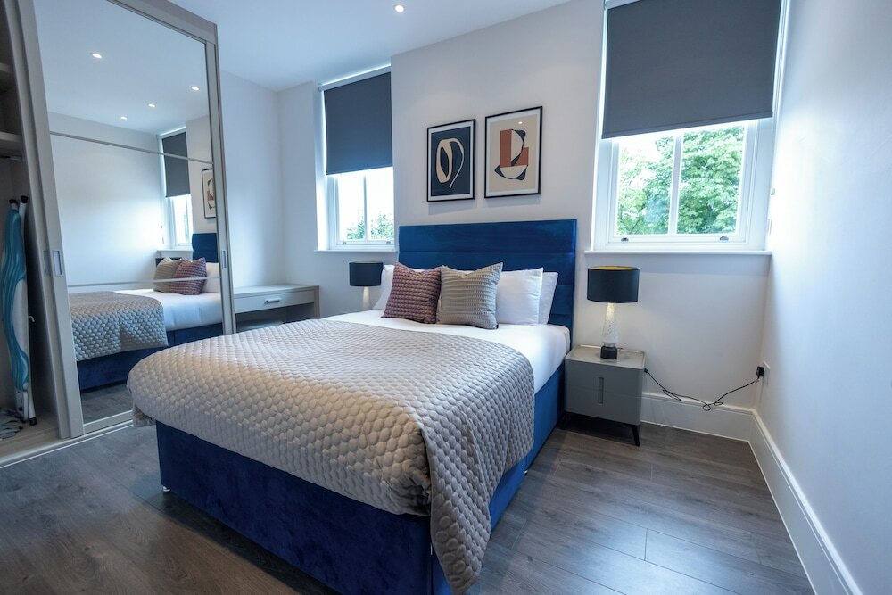 Фото Hungerford Rd Apts near stations by Sojo