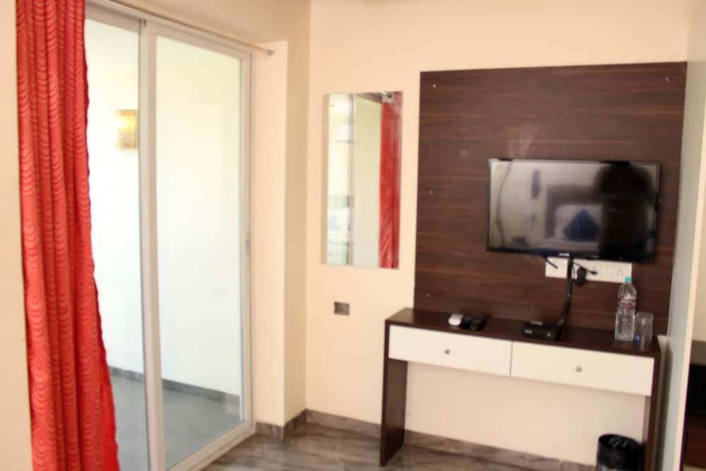 Фото Alegria Whitehouse Mambakkam