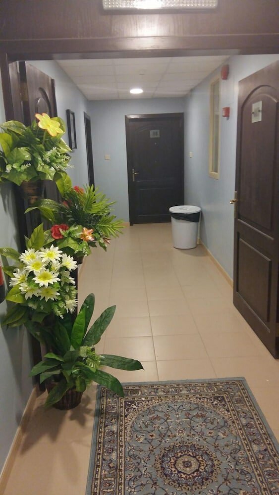 Фото Al Eairy Furnished Apartments Al Ahsa 5