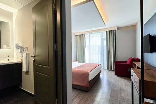 Гостиница Lavia Hotels в Аксу