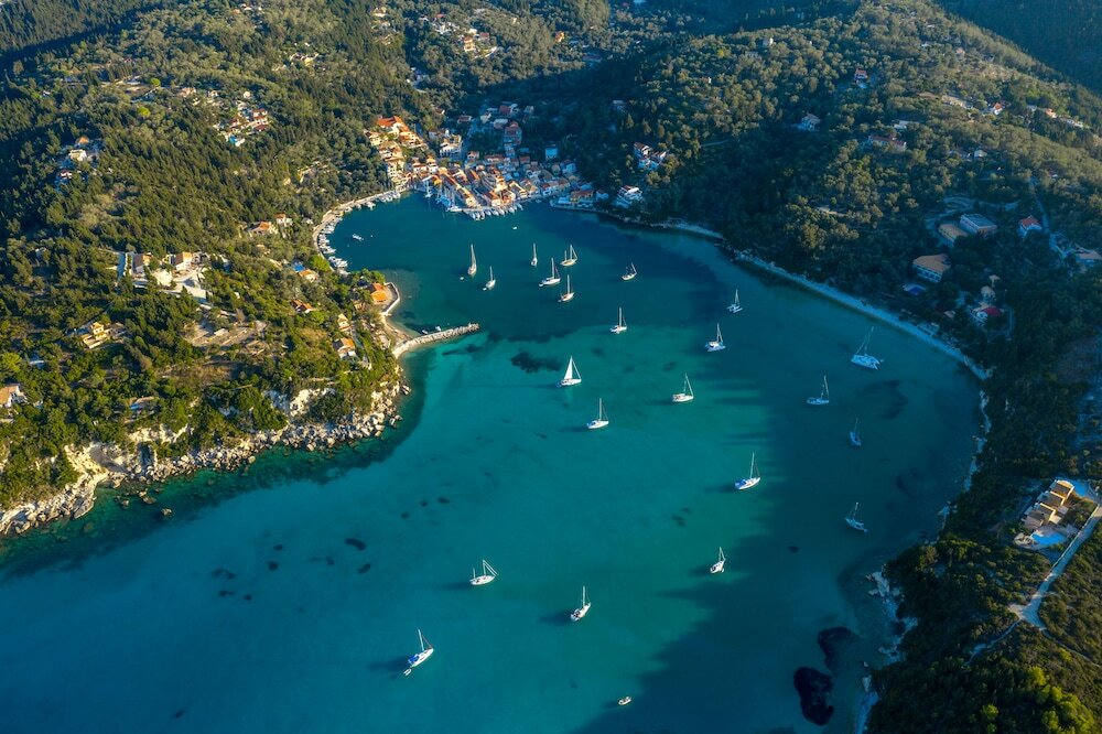 Фото Lakka Seaview Apartments by Konnect