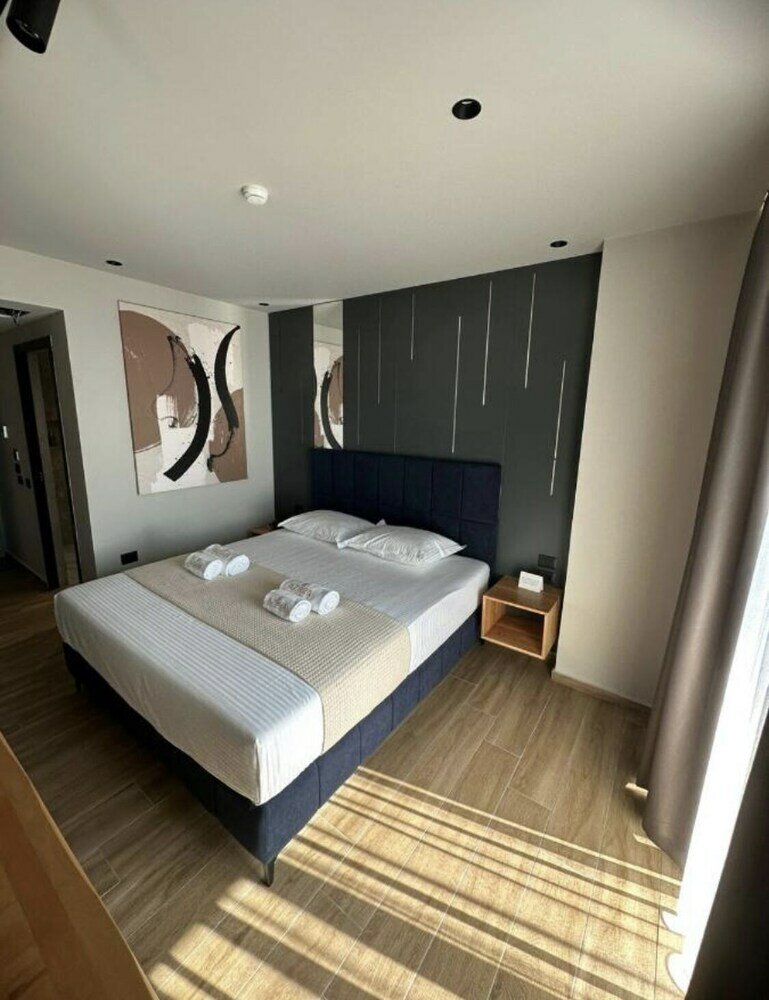 Фото Azura Hotel