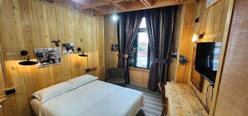 Гостиница Hotel London в Тиране