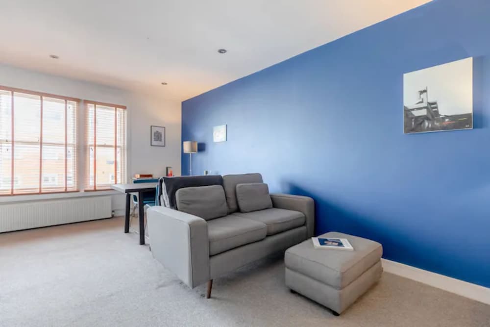 Фото Spacious 2 Bedroom Retreat In East Dulwich