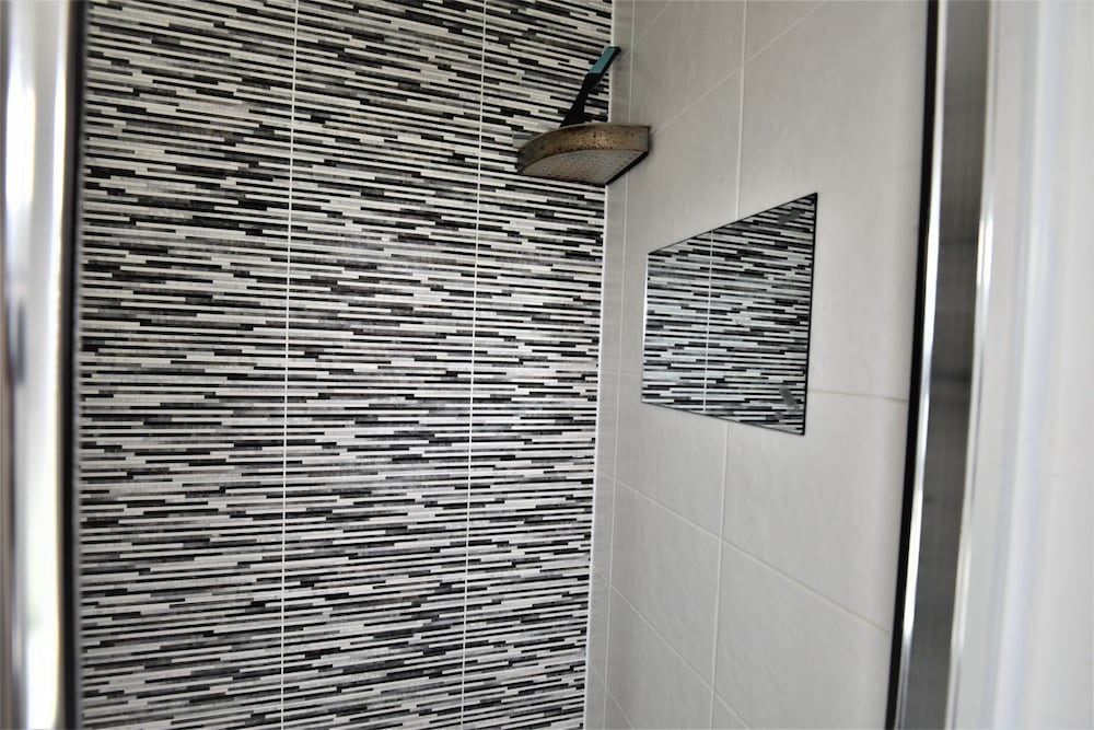 Фото Hughenden Garden Luxury Apartment