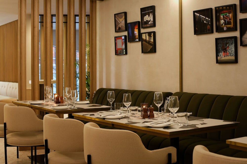 Фото Montcalm East, Autograph Collection