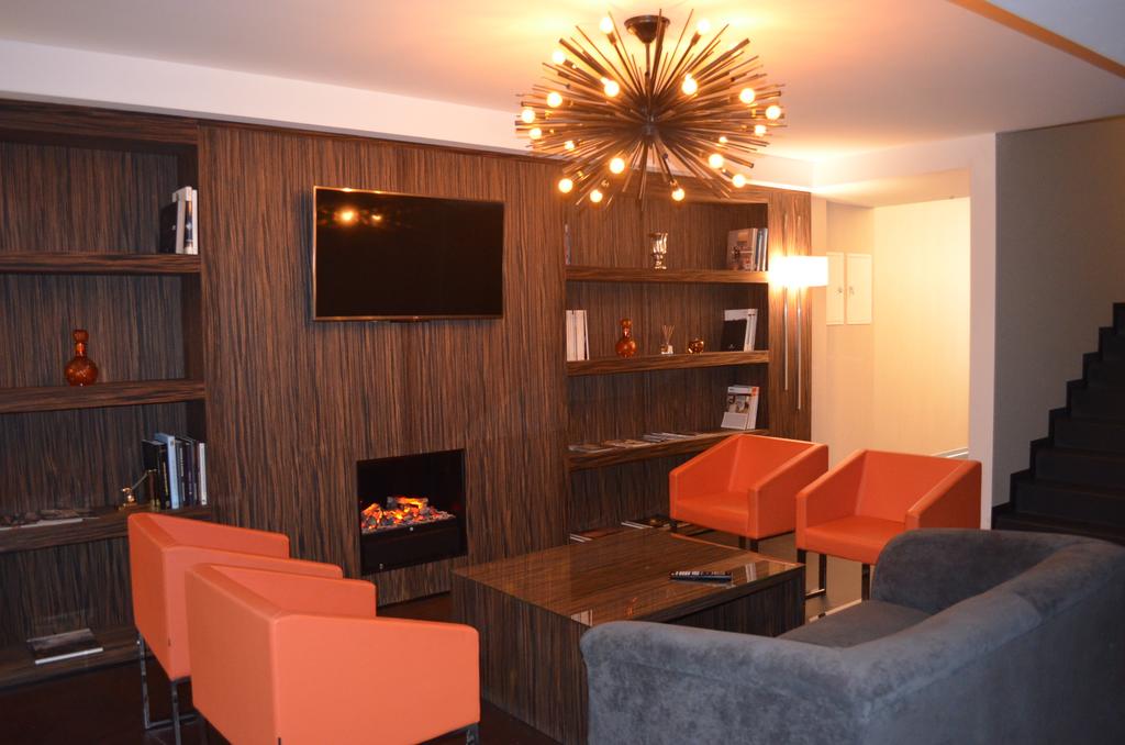 Фото Hotel Plaza