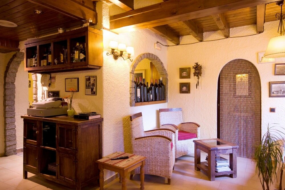 Фото Hostal El Bouquet