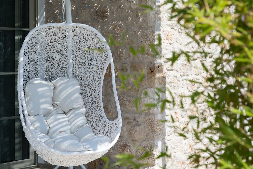 Фото White Pearls Luxury Suites - Adults Only