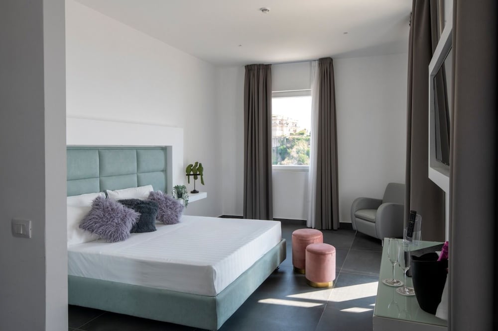 Фото Grand Hotel Serapide