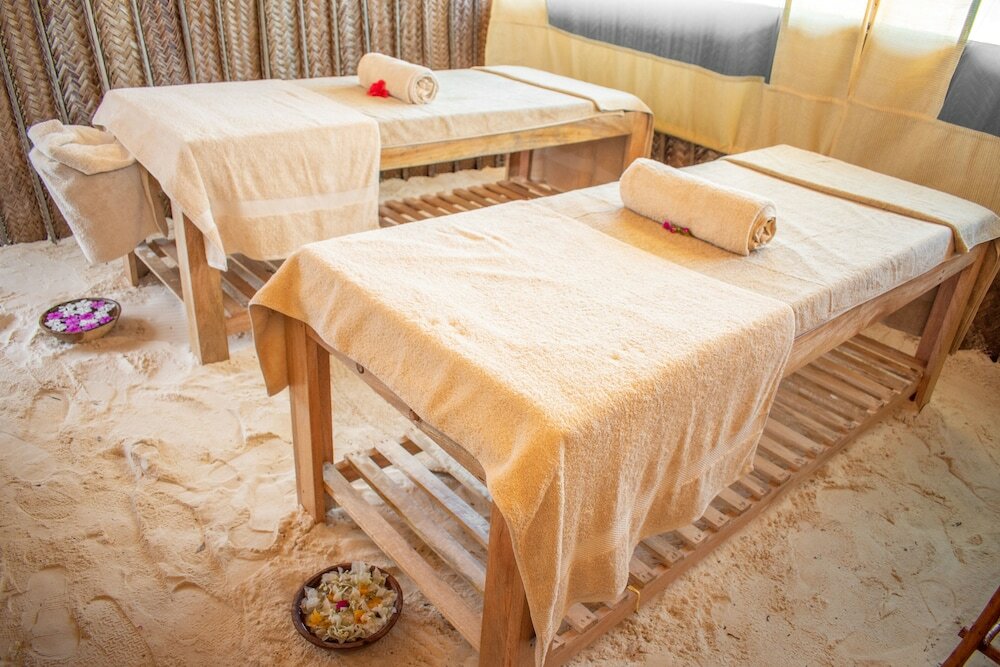 Фото Отель Ahg Sun Bay Mlilile Beach