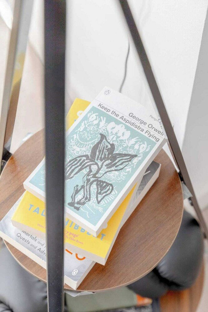 Фото Top Floor 1bd Flat With Balcony - Ladbroke Grove