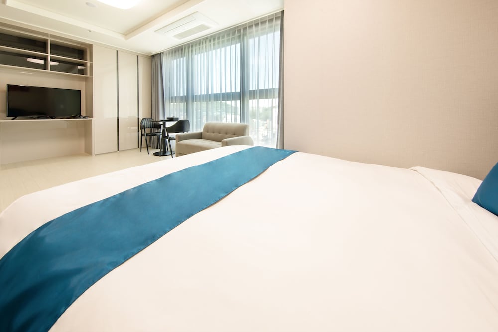 Фото Coopstay Koaroo Yeosu
