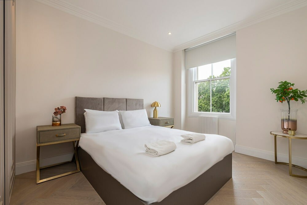 Фото Luxury Apartments Near Harrods and the Science Museum
