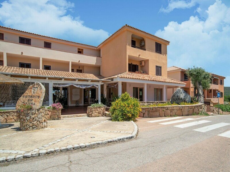 Гостиница Ideal Holiday Home in Marinella Near Spiaggia di Marinella