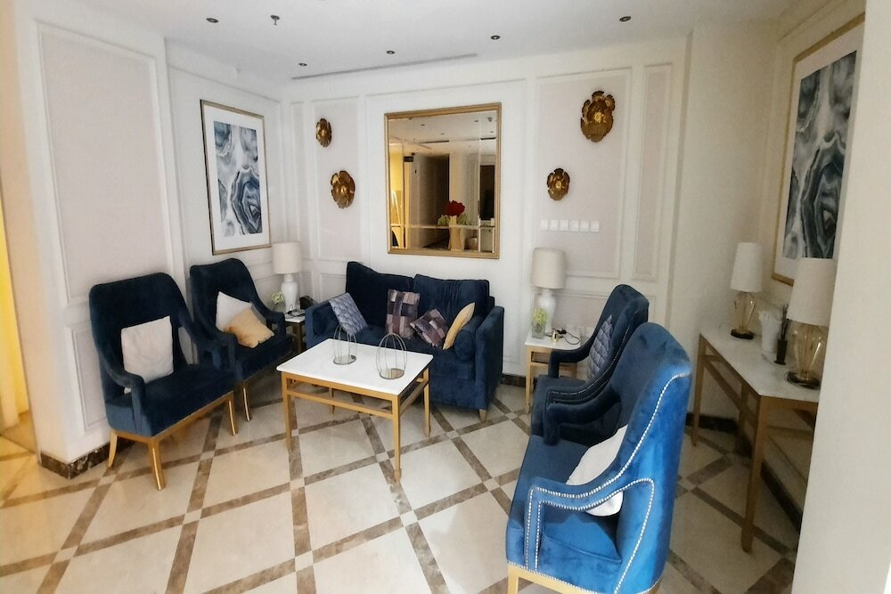 Фото The Blue Rose Hotel - الورده الزرقاء للوحدات السكنيه