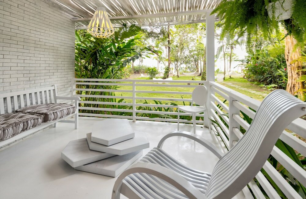 Фото Gigi Brown Suites Puerto Viejo