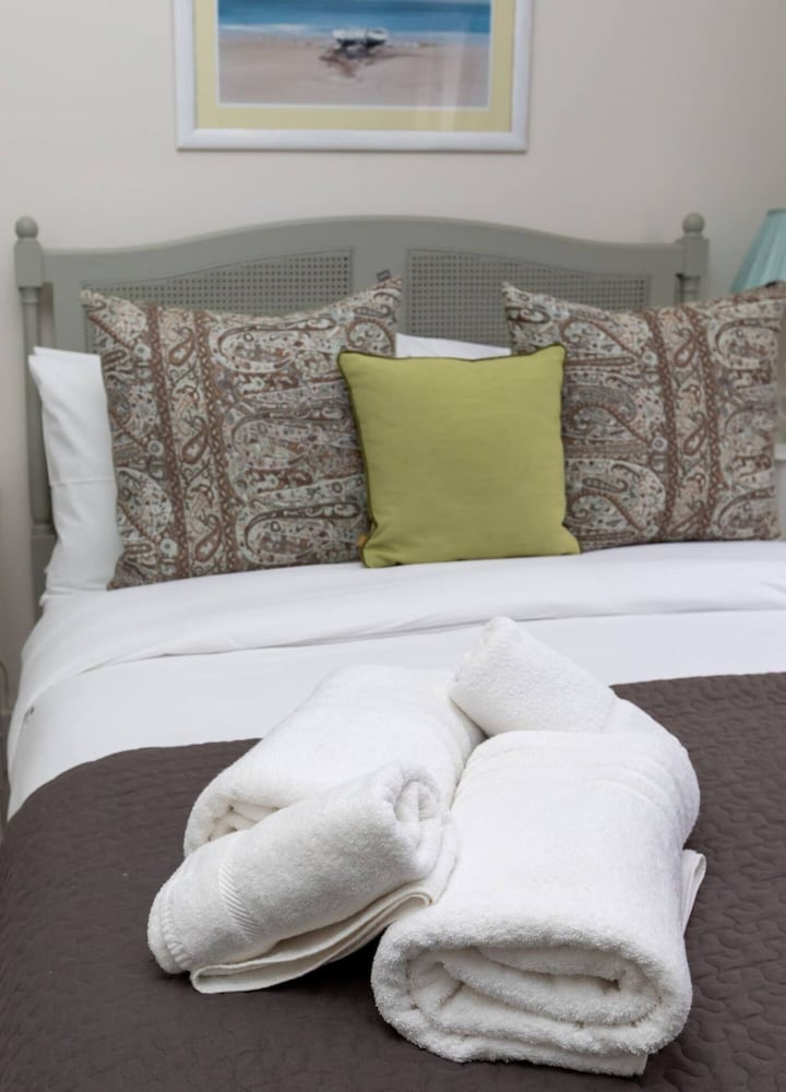 Фото Vibrant 1bd Home With Outdoor Patio - Hammersmith!