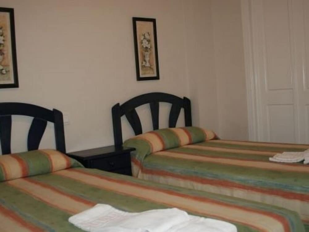 Фото Apartamentos El-Faro-45